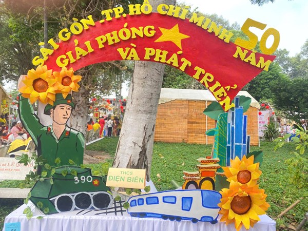 Khai mạc  Ngày hội hương sắc mùa xuân lần 7 năm 2025  và Hội thi  Thiết kế khung - tranh .