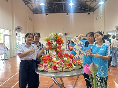 Hội thi cắm hoa chào mừng ngày nhà giáo Việt Nam 20/11