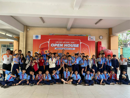 Tiết học mở Open House dạy tiếng Anh qua môn Toán và Khoa học