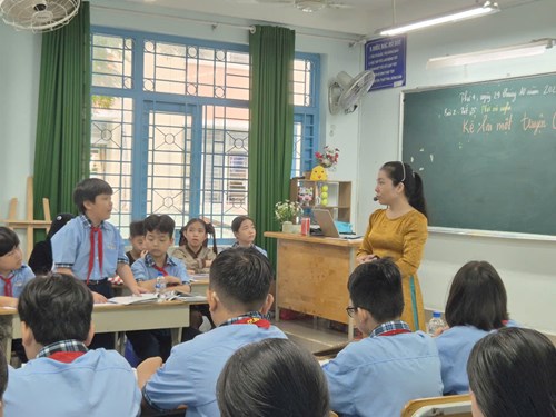 Thao giảng chuyên đề tháng 10/2025 - Ngữ văn 6 - Nói và nghe: Kể một câu chuyện cổ tích (Giáo viên: Cô Trịnh Thị Huệ)