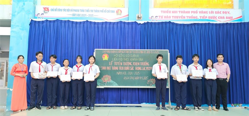 Chào mừng kỷ niệm 84 năm thành lập đội tntp hồ chí minh (15/5/1941 - 15/5/2025), 135 ngày sinh chủ tịch hồ chí minh (19/5/1890 - 19/5/2025)