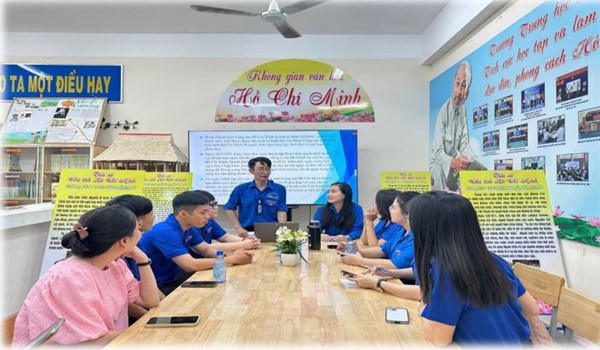 THCS Lê Lai - CHI ĐOÀN GIÁO VIÊN TRƯỜNG TRUNG HỌC CƠ SỞ LÊ LAI VỚI VIỆC XÂY DỰNG KHÔNG GIAN VĂN HÓA HỒ CHÍ MINH