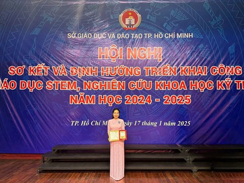 Cô Nguyễn Thị Thùy Hương (Giáo viên Toán) đạt giải Nhì trong hội thi  Thiết kế chủ đề dạy học tích hợp STEM  trong trường Trung học năm học 2024 - 2025 - môn Toán