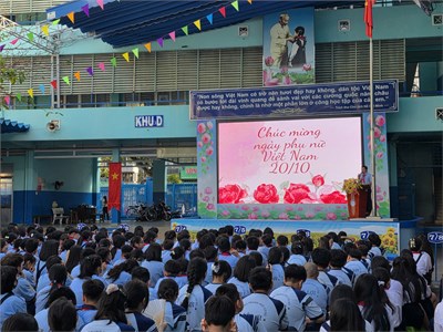 Liên Đội THCS Lê Lợi đã tổ chức sinh hoạt truyền thống ôn lại kỷ niệm ngày Phụ nữ Việt Nam 20/10