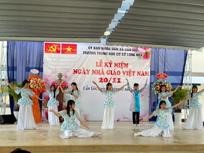 Lễ kỷ niệm ngày nhà giáo Việt Nam 20 - 11