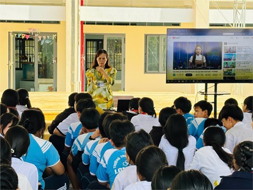 Giáo dục kỹ năng sống