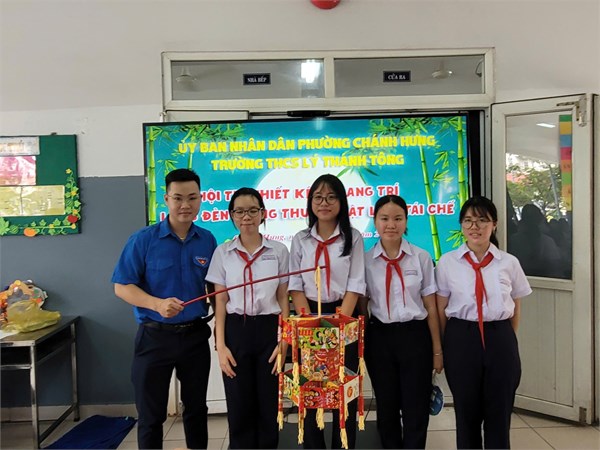 Hội thi thiết kế và trang trí lồng đèn trung thu từ vật liệu tái chế