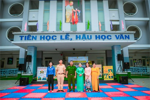 Lễ phát động tháng an toàn giao thông và phòng, chống ma tuý năm học 2025 - 2026