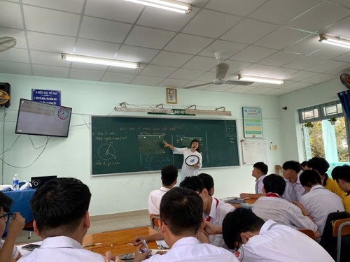 Tiết thao giảng của cô Nguyễn Lê Như Ý. Bài: Góc ở tâm. Góc nội tiếp