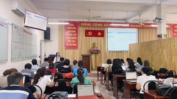 Tập huấn công nghệ thông tin đầu năm