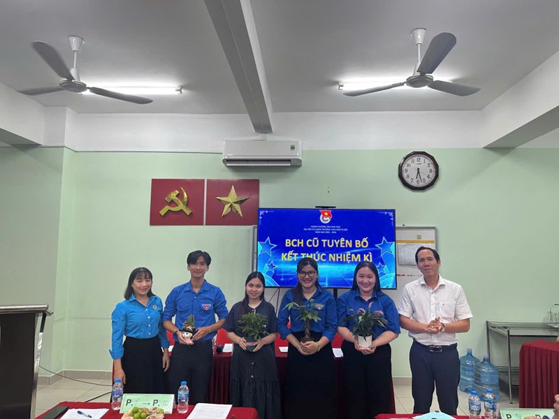 Đại hội Chi đoàn Thanh niên Cộng sản Hồ Chí Minh trường THCS Ngô Sĩ Liên (22/9/2025)