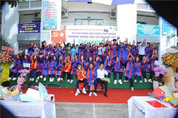 Lễ tri ân và trưởng thành niên khoá 2021 - 2025