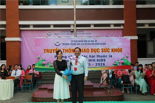 Sinh hoạt dưới cờ tuần 14 Năm học 2025 - 2026