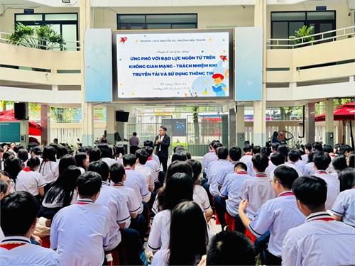 📱💻⌨️Sẵn sàng đối diện với  bão  mạng!