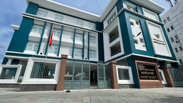 Quyết định ban hành Quy chế làm việc tại trường THCS Nguyễn Gia Thiều