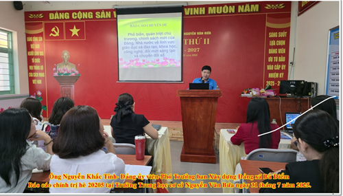 THCS Nguyễn Văn Bứa tập huấn trính trị hè năm 2025
