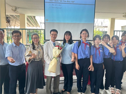 Tư vấn sức khỏe học sinh với chuyên đề: Bí mật đường tiêu hóa  siêu nhân nhí  - Bật mí cách ngừa táo bón và đau bao tử 