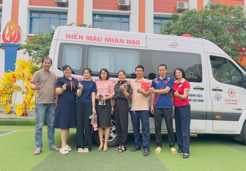 Sáng ngày 10 tháng 01 năm 2025 Trường THCS Nguyễn Văn Nghi tham gia Hiến máu nhân đạo