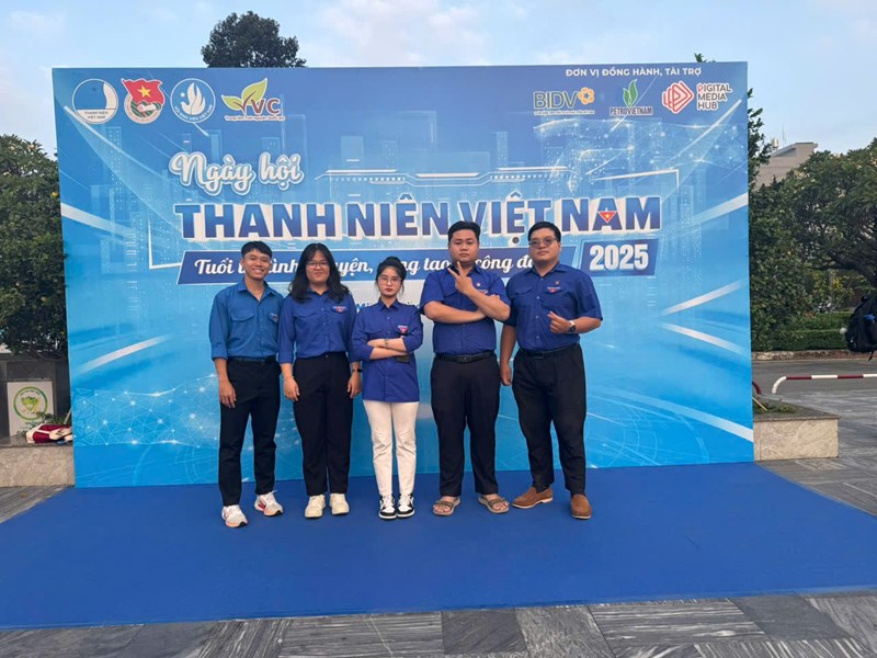 Sáng ngày 07 tháng 12 năm 2025 Chi đoàn Trường THCS Nguyễn Văn Nghi tham gia Ngày hội Thanh niên Việt Nam năm 2025