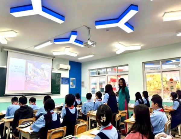 Vận dụng kiến thức về trợ từ, thán từ vào thực tiễn đời sống cho học sinh lớp 8