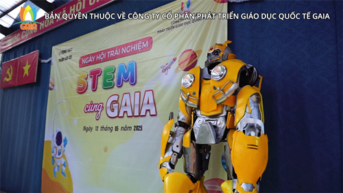 Ngày hội trải nghiệm STEM tại trường THCS Phạm Văn Cội