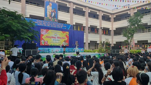 Công đoàn THCS Phan Văn Trị rộn ràng hội xuân với chủ đề  “Xuân yêu thương”