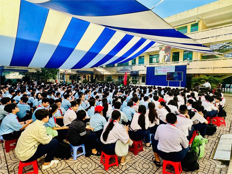 Chương trình phát động tuyên truyền Chiến dịch “Không một mình – Cùng nhau an toàn trực tuyến”