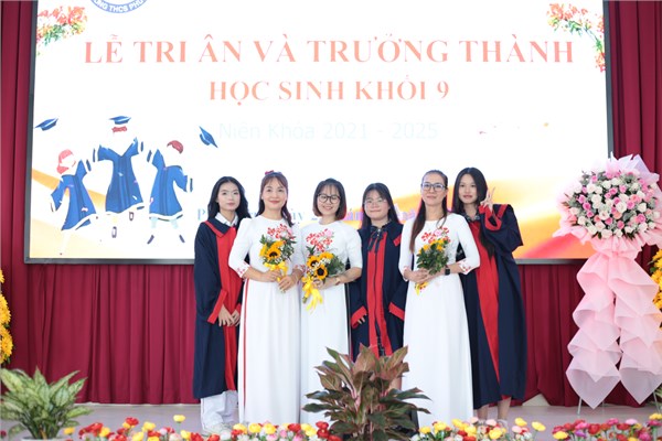 Lễ tri ân của học sinh lớp 9 – khi chúng ta học cách biết ơn