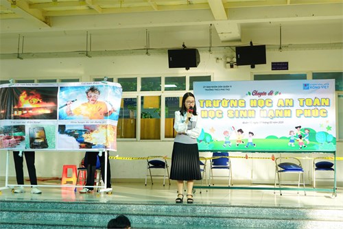 Sinh hoạt Chuyên đề “ Trường học an toàn, học sinh hạnh phúc “ năm học 2024 -2025