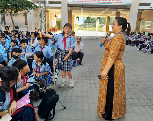 Sinh Hoạt Đầu Tuần - Chủ Đề  Chào Mừng Ngày Quốc Tế Phụ Nữ  - Kỷ Niệm 115 Năm Ngày Quốc Tế Phụ Nữ - 08/03/1910 - 08/03/2025