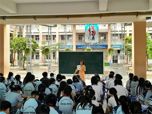 Trường THCS Rạng Đông Tổ Chức Chuyên Đề Ôn Tập Thi Tuyển Sinh - Môn Tiếng Anh Cho Học Sinh Khối 9