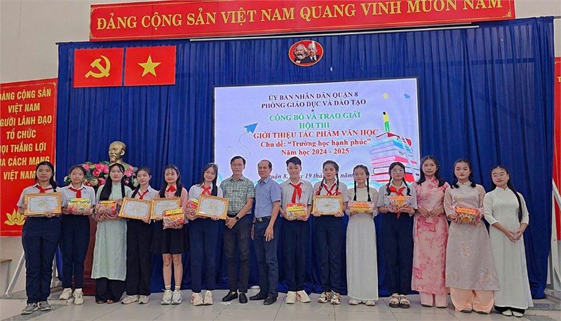 Hội thi giới thiệu tác phẩm văn học chủ đề  trường học hạnh phúc  năm học 2024-2025