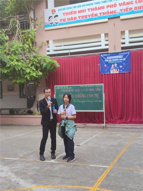 Trường THCS Tân Thới Hòa kết hợp với trung tâm Kỷ Năng Sống thực hiện chuyên đề  giáo dục kỷ năng sống   TÌNH YÊU THƯƠNG CHA MẸ 