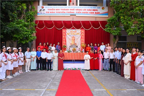 Trường thcs Tân Thới Hòa tổ chức chương trình          LỄ GIỖ QUỐC TỔ HÙNG VƯƠNG