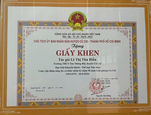 Vinh danh giáo viên đạt giải  Cuộc vận động sáng tác ca khúc nhân kỷ niệm 50 năm Giải phóng Củ Chi (29/4/1975 - 29/4/2025) 