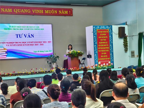 Tư vấn xét tốt nghiệp trung học cơ sở năm học 2024 - 2025 và tuyển sinh 10 năm học 2025 - 2026
