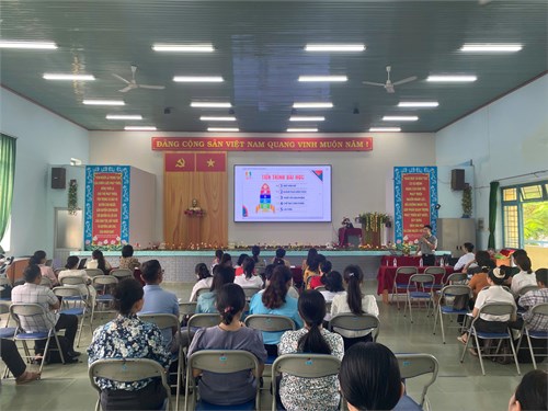 Tập huấn chương trình giáo dục kỹ năng sống và giáo dục STEM