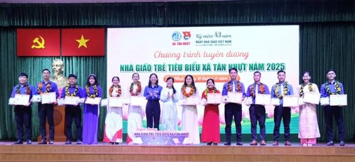 Chương trình tuyên dương Nhà giáo trẻ tiêu biểu xã Tân Nhựt năm 2025