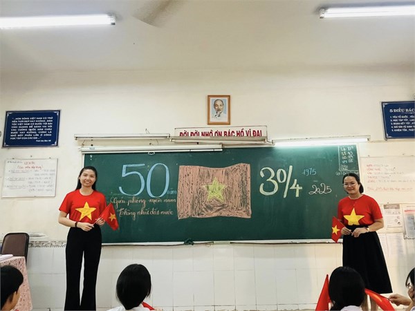 Sinh hoạt chi đội tháng 4/2025 🌻❤️
tuyên truyền kỷ niệm 50 năm ngày giải phóng miền nam (30/4/1975 – 30/4/2025)