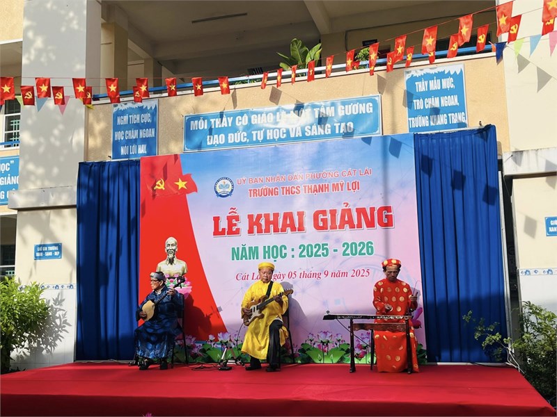 Đưa nhạc cụ dân tộc vào trường học