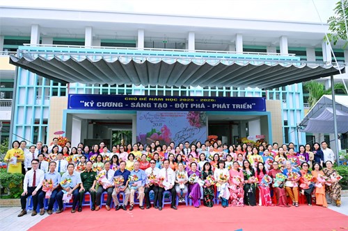 Kỷ niệm 43 năm ngày Nhà giáo Việt Nam (20/11/1982-20/11/2025) - Hành trình 25 năm thành lập và phát triển trường THCS Thị Trấn 2 (16/10/2000-16/10/2025)