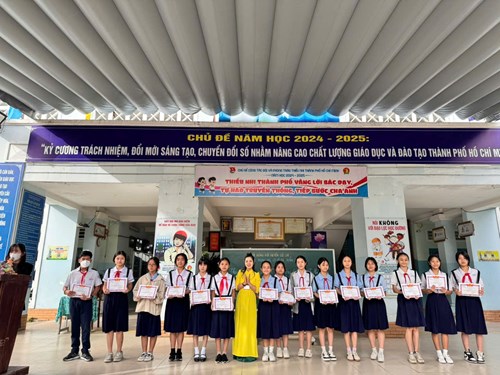 Tuần 23 - Trao giải Hội thi Thiết kế thời trang cấp trường năm học 2024-2025