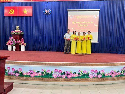 Họp mặt đầu Xuân Ất Tỵ năm 2025 - Tổ Công nghệ