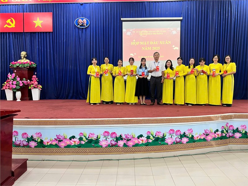 Họp mặt đầu Xuân Ất Tỵ năm 2025 - Tổ Khoa học tự nhiên