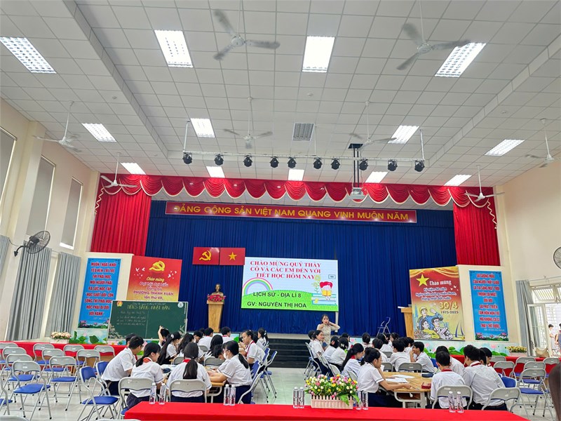 Trường THCS Tô Ngọc Vân Thao giảng Quận tháng 2 môn Lịch sử và Địa lí 8 Năm Học 2024 - 2025