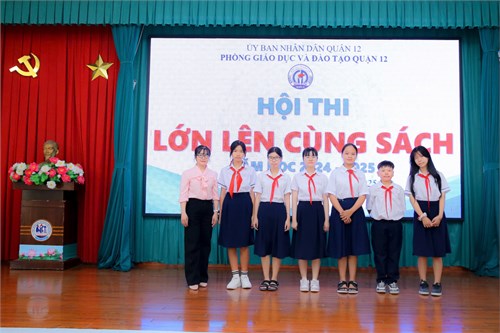 Học sinh trường THCS Tô Ngọc Vân tham gia hội thi  Lớn lên cùng sách  cấp Quận năm học 2024-2025