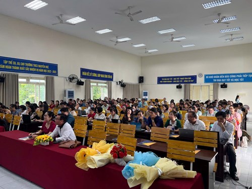 Tập huấn ứng dụng công nghệ AI