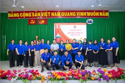 “Ngày Đại hội Chi đoàn – ngày của niềm tin và khát vọng tuổi trẻ”
