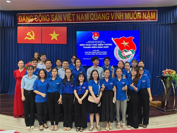 Sinh hoạt chi đoàn chủ điểm tháng thanh niên năm 2025
