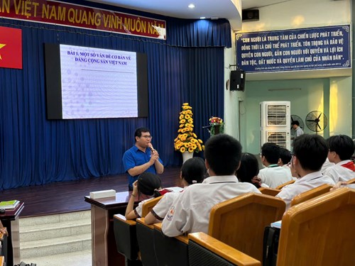 Học sinh Trường THCS Trần Quốc Toản tham gia lớp Cảm tình Đoàn đợt 2 - Năm 2025